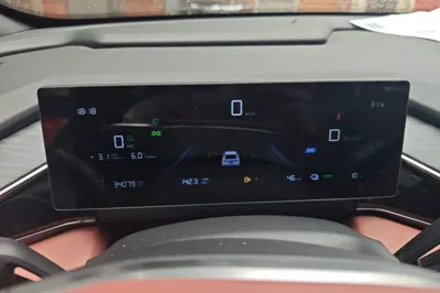 Geely Galaxy L6