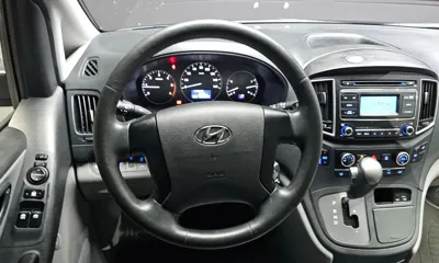 Hyundai Starex
