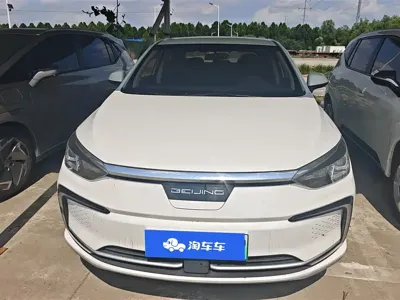 BAIC EU5