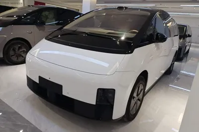 Li Auto MEGA