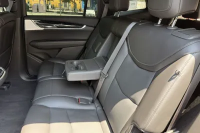 Cadillac XT6