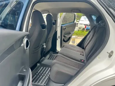 BYD e2