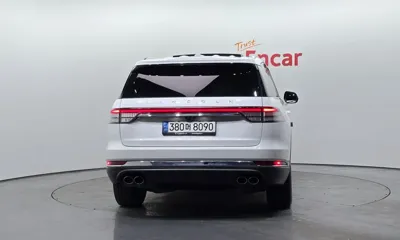 Lincoln Aviator