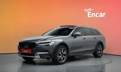 Volvo V90