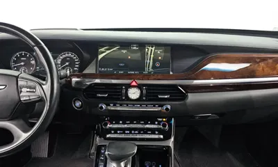 Genesis EQ900
