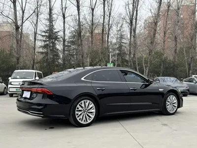 Audi A7L
