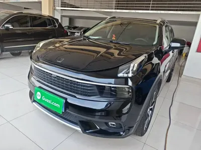 Lynk & Co 01