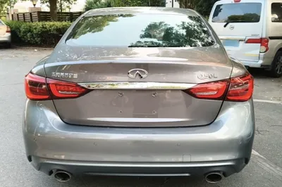 Infiniti Q50L
