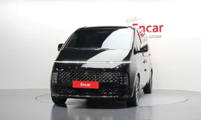 Hyundai Staria