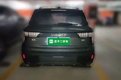 Lynk & Co 01