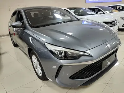 Roewe i5