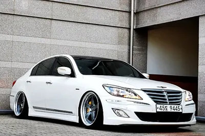 Hyundai Genesis