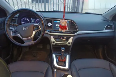 Hyundai Elantra (6th Generation