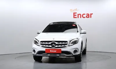 Mercedes-Benz GLA-Class