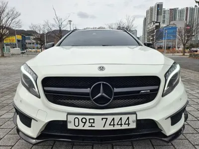 Mercedes-Benz GLA-Class