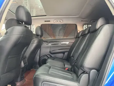 BYD MAX