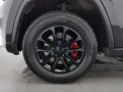 Jeep Grand Cherokee (Import)