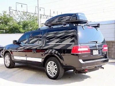 Lincoln Navigator