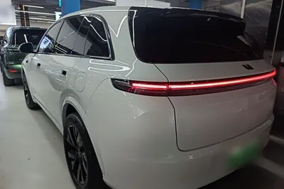 Li Auto L7