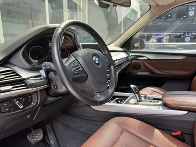 BMW X5 (Import)