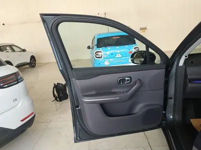 Leapmotor C10