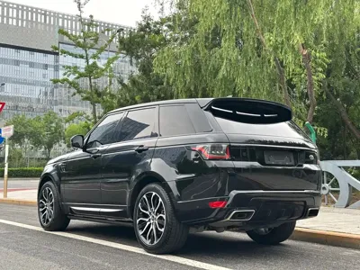Land Rover Sport