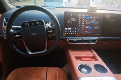 Li Auto L9