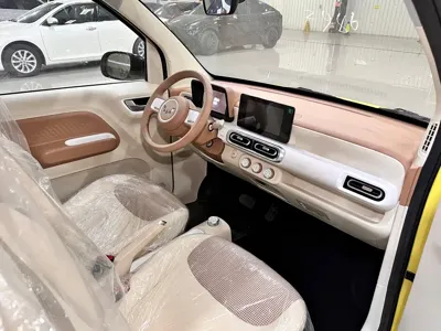 Wuling MINIEV