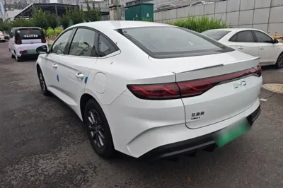BYD Qin L
