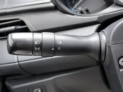 Toyota Yaris L