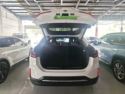 Nio EC6