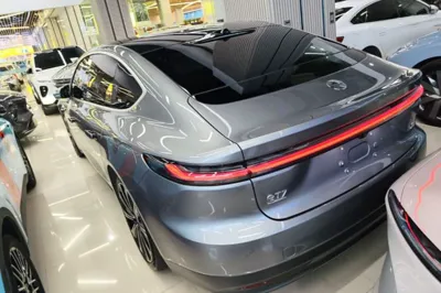 Nio ET7