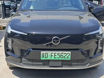 Volvo 沃尔沃XC70插电式混动