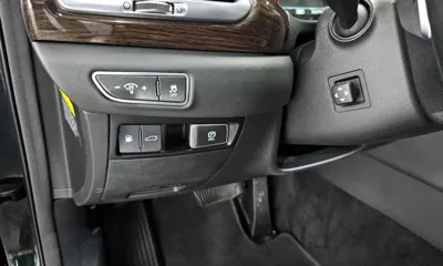 Genesis EQ900