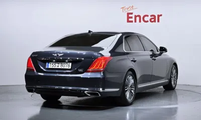Genesis EQ900