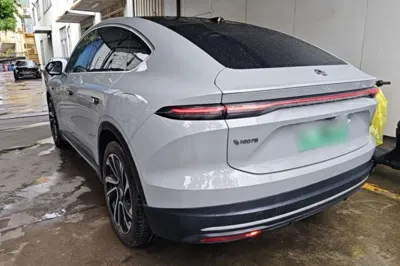 Nio EC6