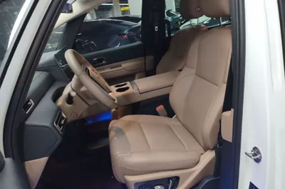 Li Auto MEGA