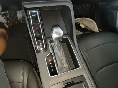 Roewe i5