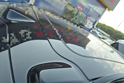 Nio ES8