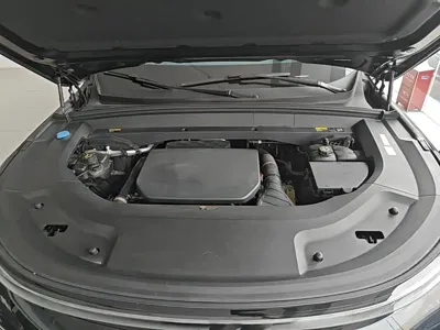 Li Auto Li L8