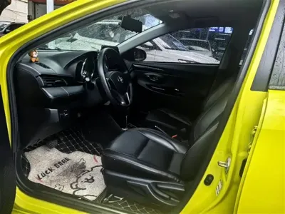 Toyota Yaris L