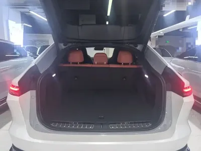 Nio EC7