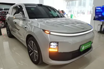 Li Auto L6