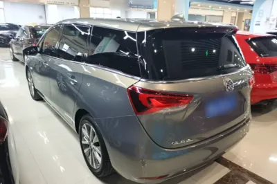 Buick GL6