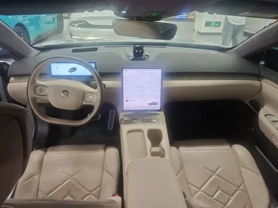 Nio ET7