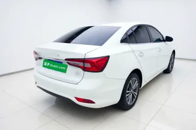Roewe i5