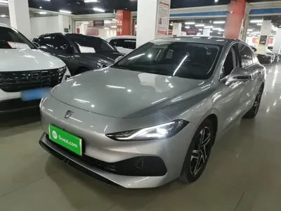 Roewe D7