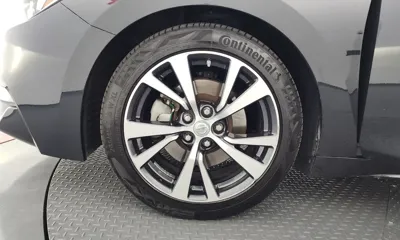 Nissan Maxima