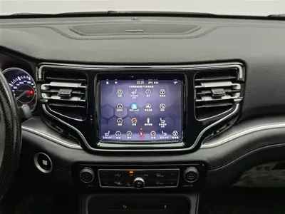 Jeep Grand Commander