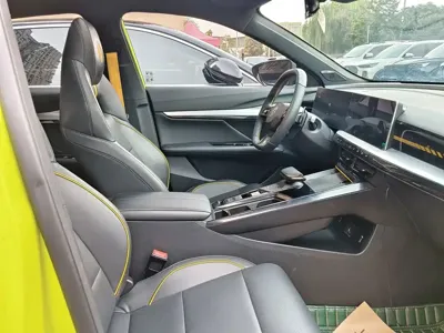 MG MG5 Scorpio